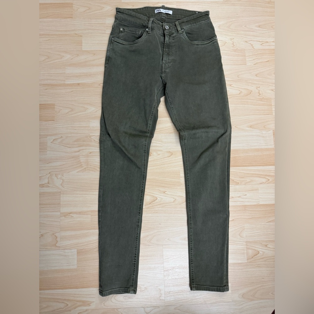 Men's Olive Jeans